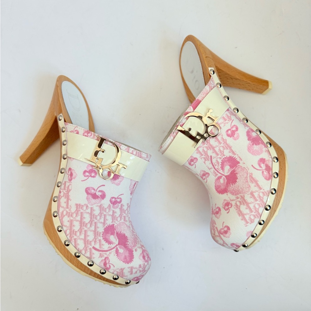 Dior Pink and White Mules - Picture 3 of 9